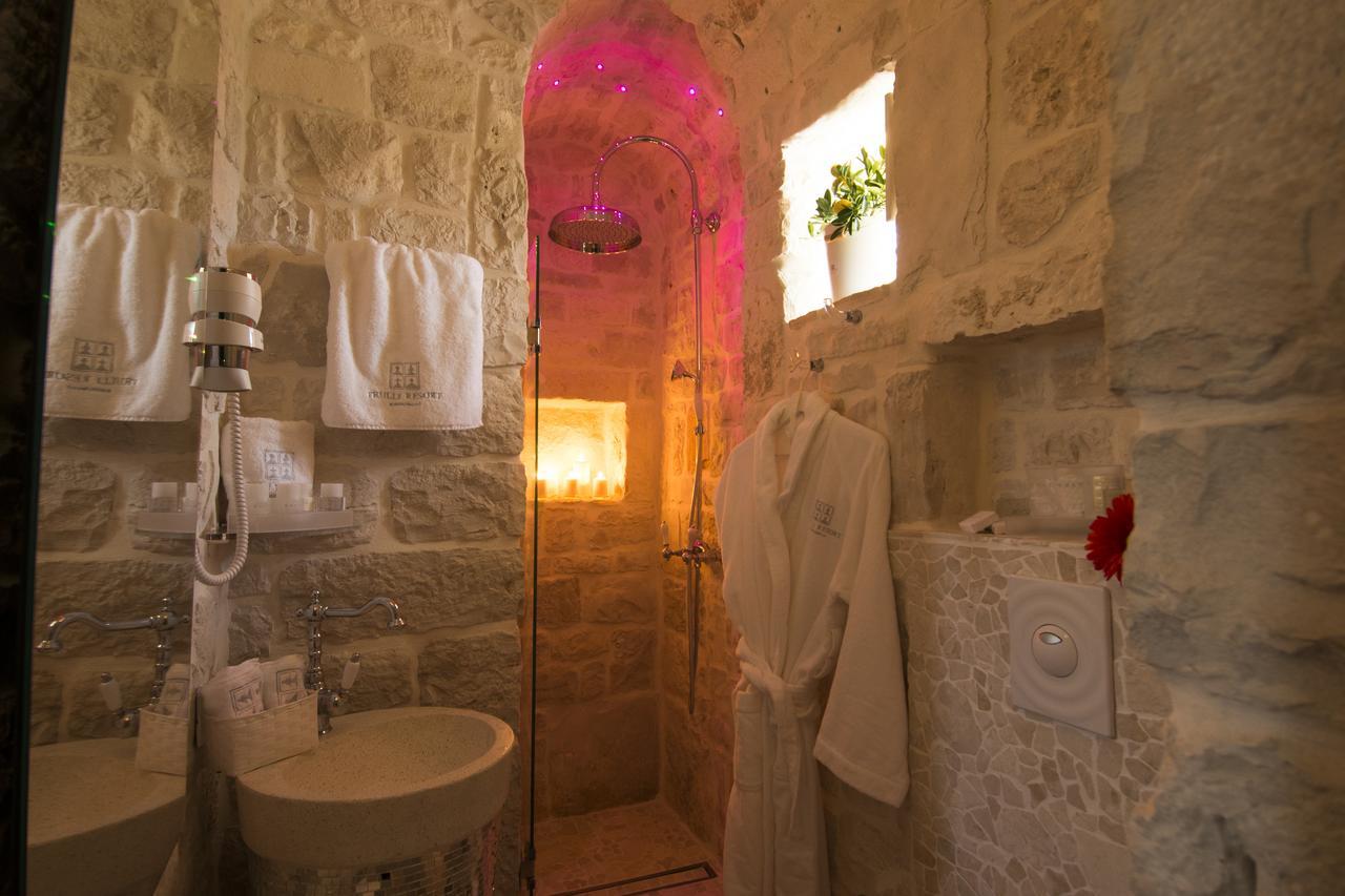 אלברובלו Trulli Resort מראה חיצוני תמונה