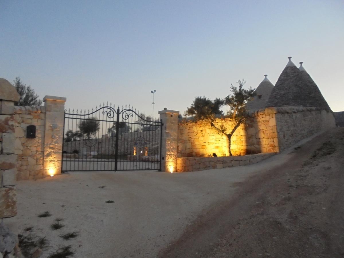 אלברובלו Trulli Resort מראה חיצוני תמונה